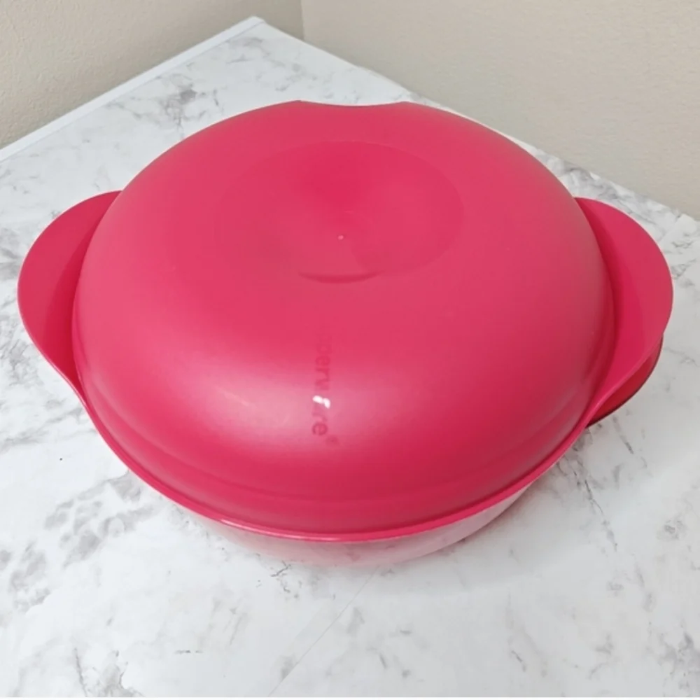 Vintage Tupperware Red 1.5L Vent ’N Serve Microwave Bowl with Lid